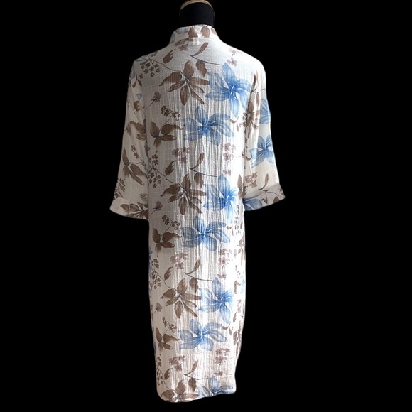 Floral Choker collar  button down dress - Picture 2 of 8